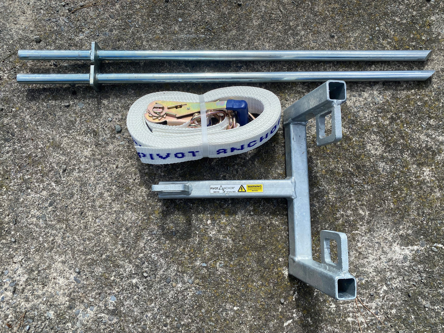 Pivot Anchor Set; (Anchor frame, 2 x 25mm high tensile steel pins, 9m Aerofast tie down).